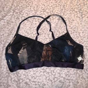 Lululemon Sports Bra Size 6
